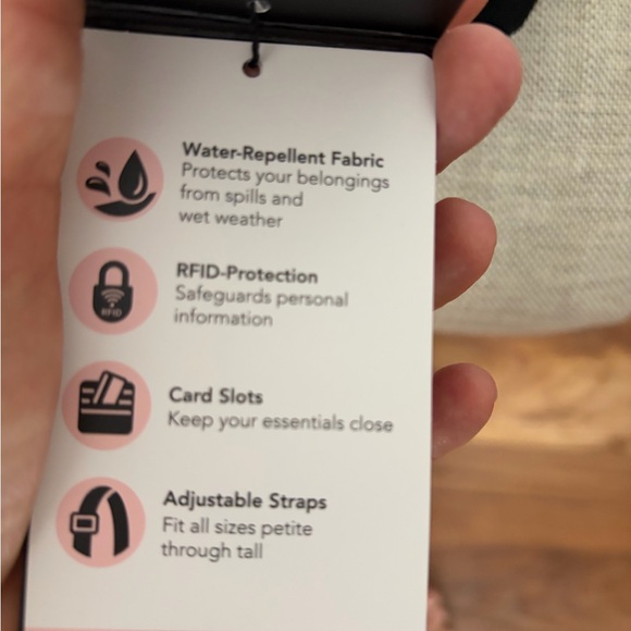 Baggallini Cali Crossbody Bag - Picture 8 of 9